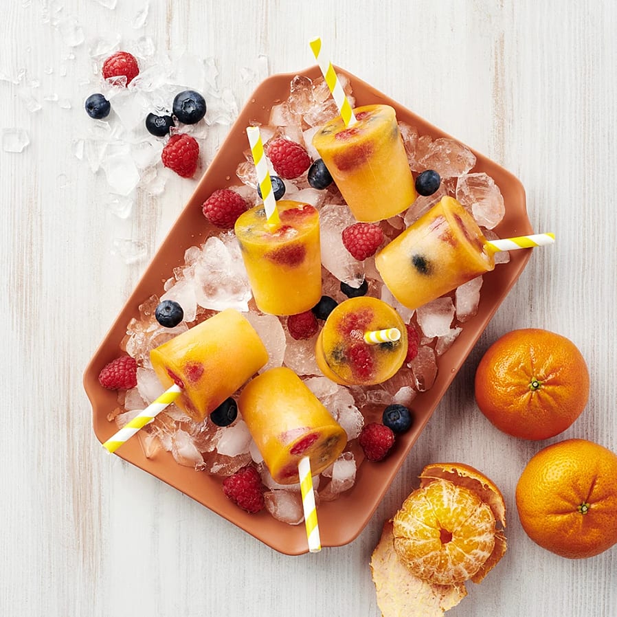 Isglass med clementin, blåbär och hallon