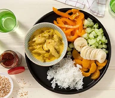 Currygryta med yoghurt, kokos och banan