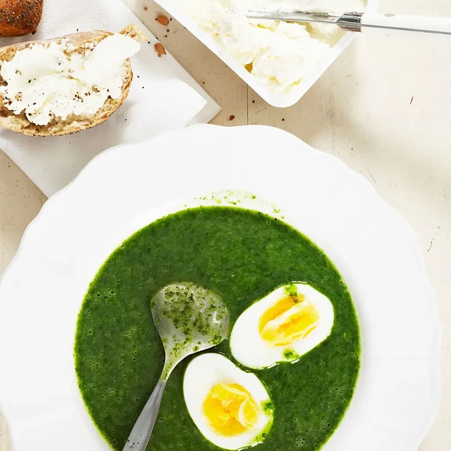 Grönkålssoppa med ägg