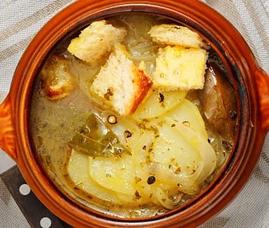Fransk löksoppa med potatis