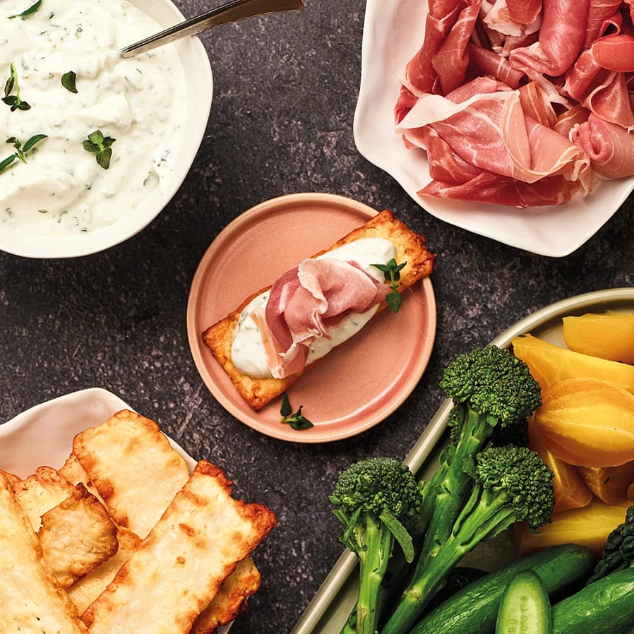 Tryffelhalloumichips med honung- och timjandipp