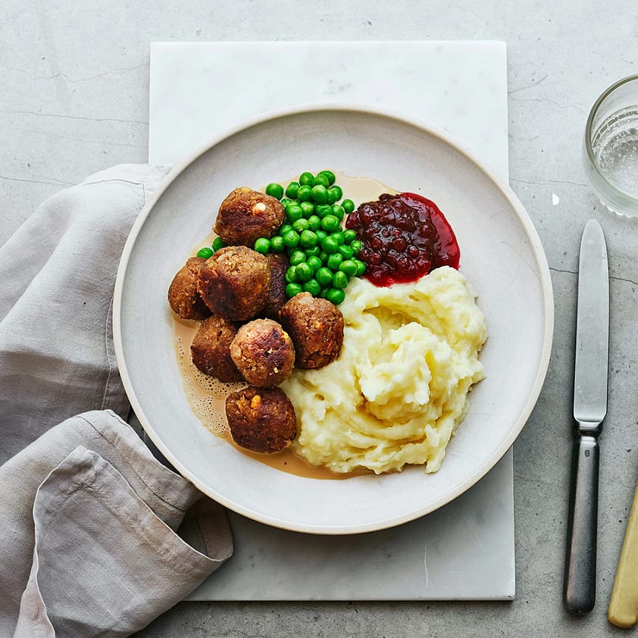 Köttbullar med gula ärtor