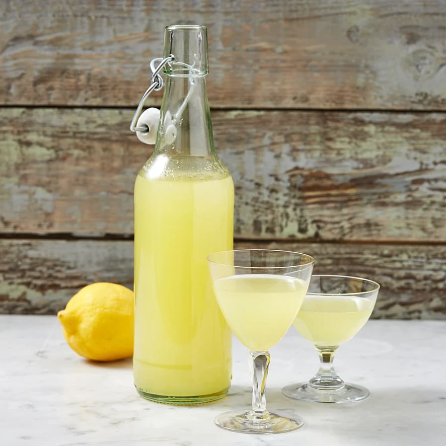 Hemgjord limoncello