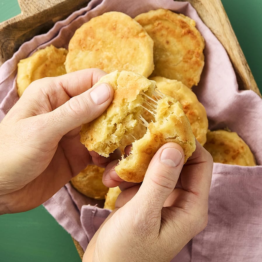 Arepas con queso - majsbröd med ost