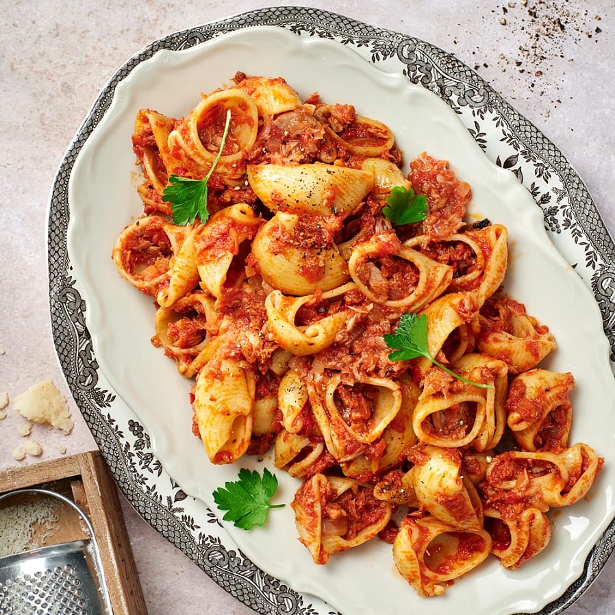 Pasta med tonfisksås