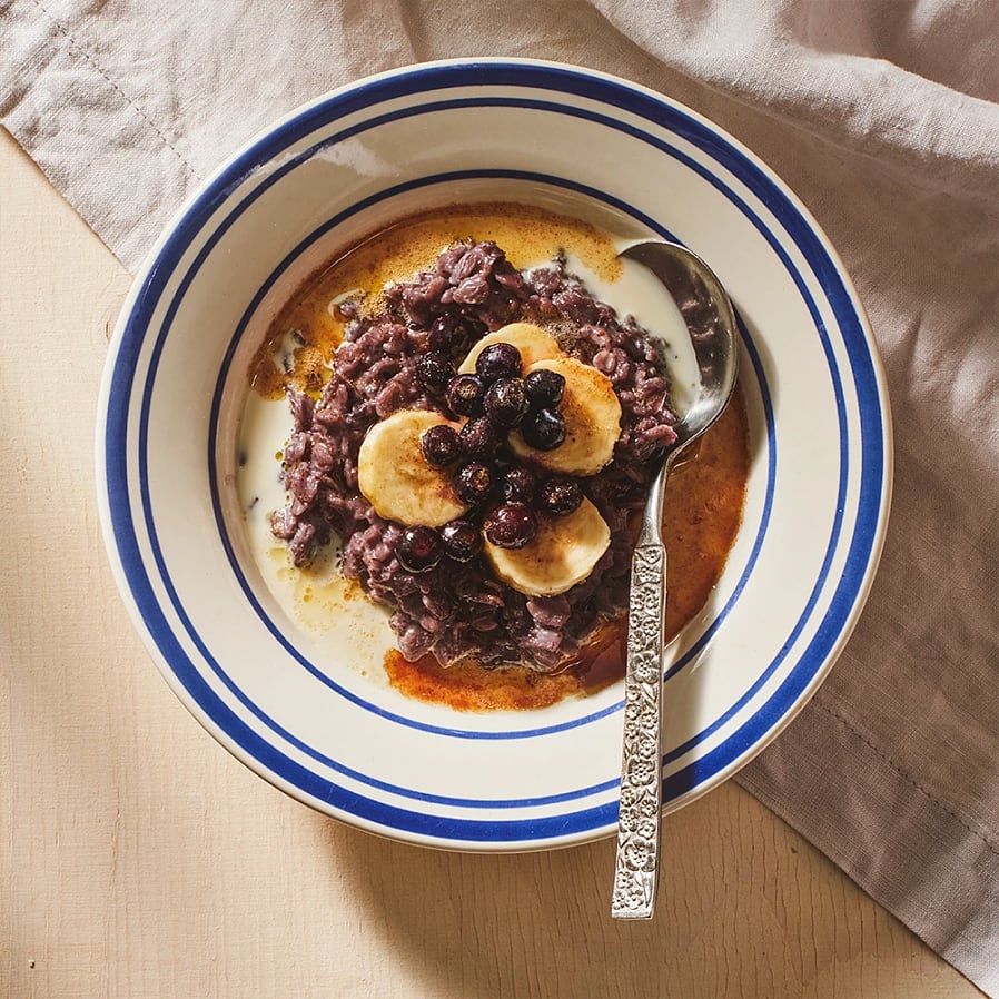 Blåbärsgröt med brynt smör och lönnsirap