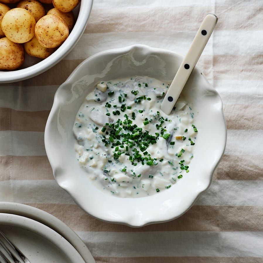 Krämig pepparrotssill med äpple och ägg