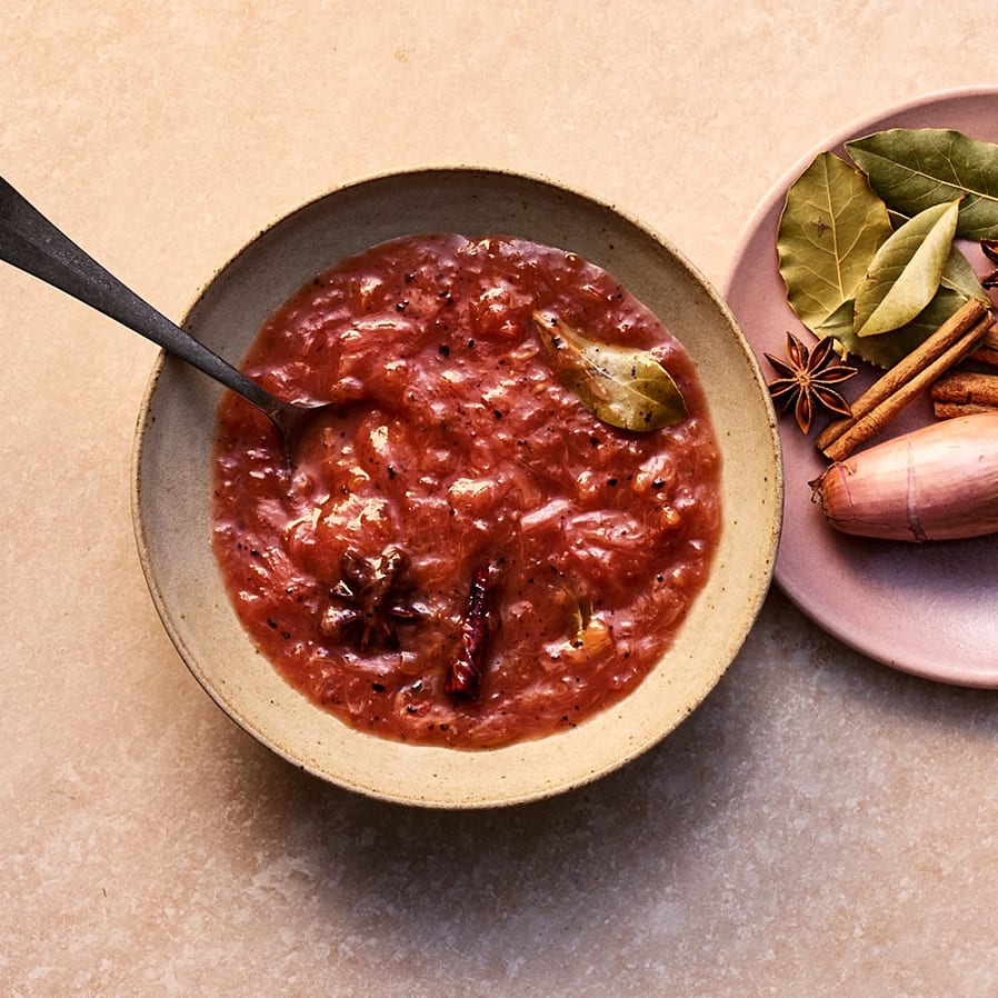Kryddig rabarberchutney med kanel