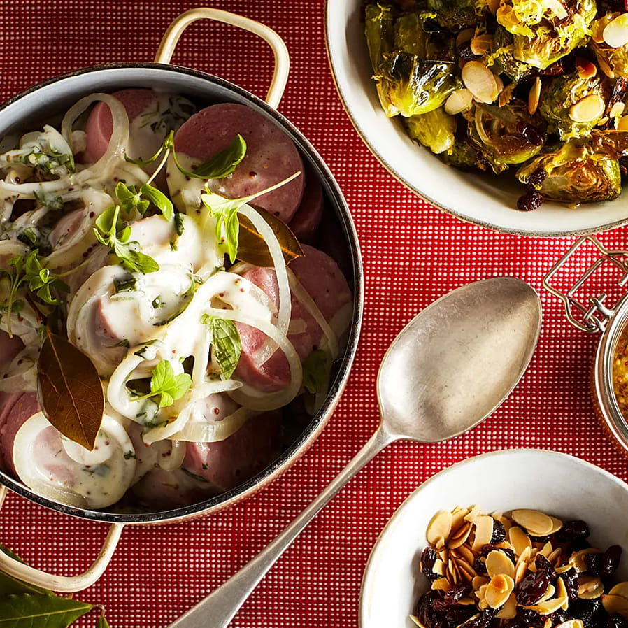 Julkorv med rostad brysselkål, mandel, russin och citron