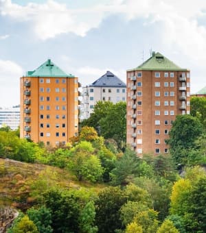 Lägenheter på avstånd.