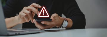 En person som utsätts för ett digitalt bedrägeriförsök