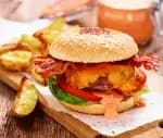 Recept Amerikansk Rotfrukter | ICA Hamburgare med klyftpotatis och colslow Bild från Memphis