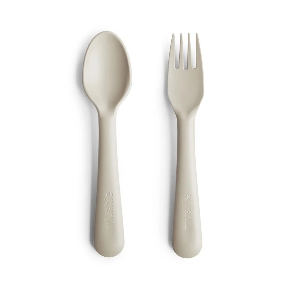 Mushie Fork & Spoon Ivory - Barntallrik & barnbestick
