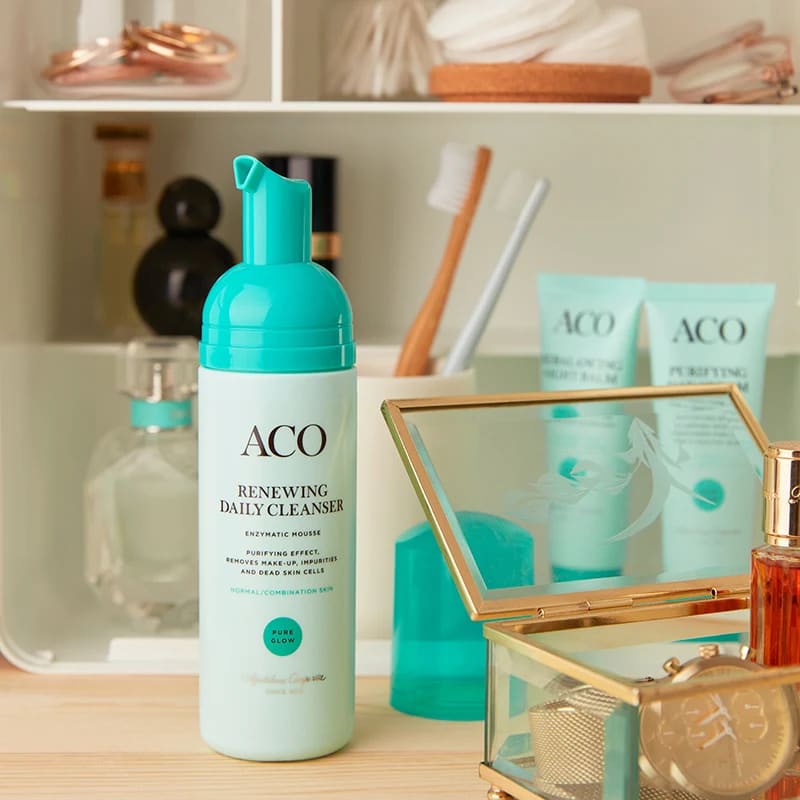 ACO Face Pure Glow Renewing Daily Cleanser Parfymerad 150 ml ACO
