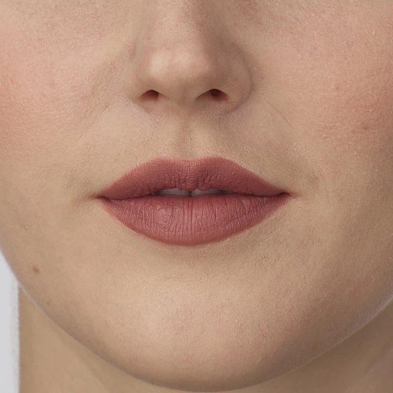 IsaDora Perfect Moisture Lipstick 4g 012 Velvet Nude IsaDora