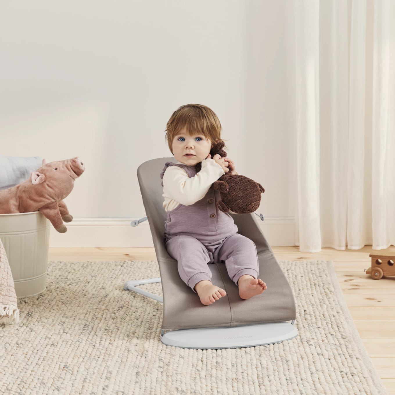 BabyBjörn Babysitter Bliss Vävd Klassisk Quilt Sandgrå Babybjörn
