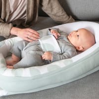 Doomoo Babynest Löv Grön