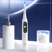 Oral-B Eltandborste iO6 White UC