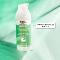 REN Clean Skincare Evercalm Global Protection Day Cream 50 ml