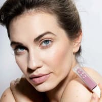Uoga Uoga Nourishing Lip Gloss 5 ml Iceberry