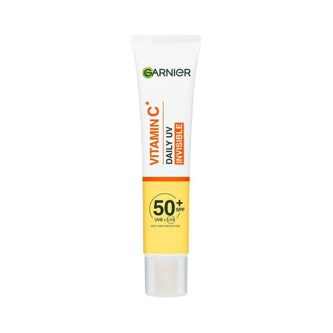 Garnier SkinActive Vitamin C Invisible UV Fluid For Dull Skin 40 ml. Visa bild 1 av 1