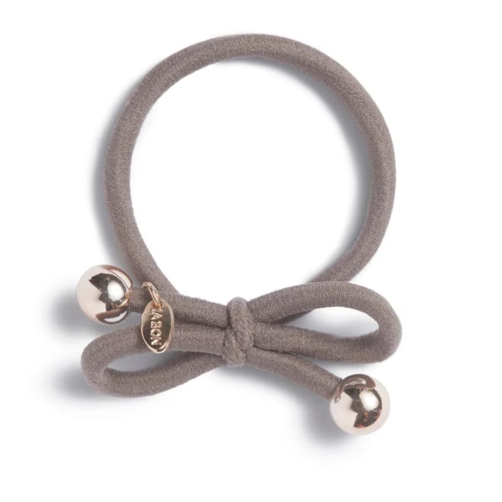 Ia Bon Hair Tie Gold Bead hårsnodd Taupe Ia Bon