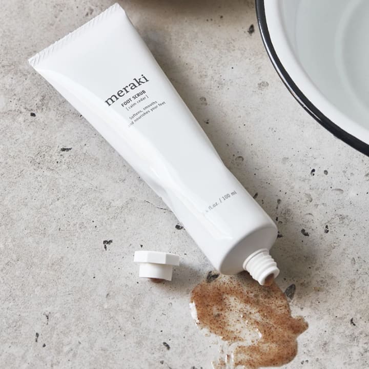 Meraki Fotscrub Calm Cedar Cosmos Organic 100 ml Meraki