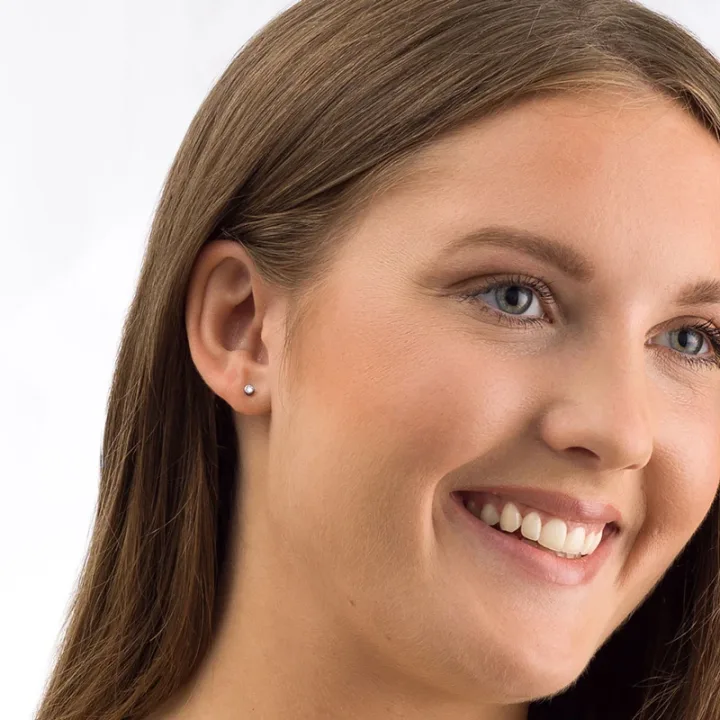 Blomdahl Örhängen ST Bezel 3mm Crystal 1 par Blomdahl