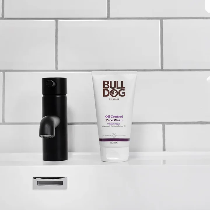 Bulldog Oil Control Face Wash 150 ml Bulldog