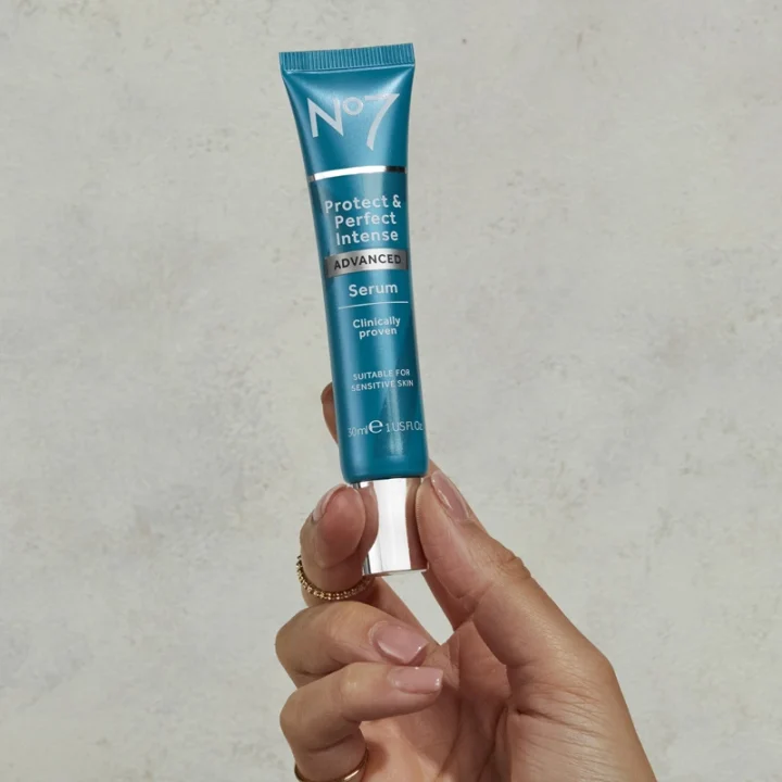 No7 Protect & Perfect Intense Advanced Serum 30 ml No7