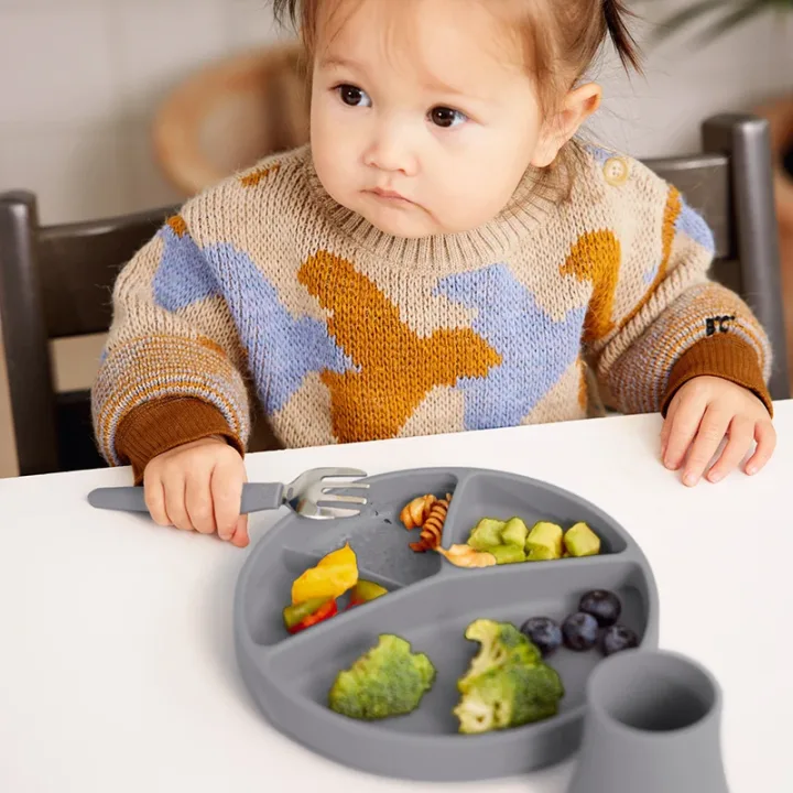 Everyday Baby Tallrik Silikon med Sugfunktion Quiet Grey Everyday Baby