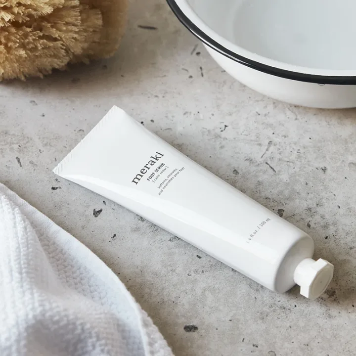 Meraki Fotscrub Calm Cedar Cosmos Organic 100 ml Meraki
