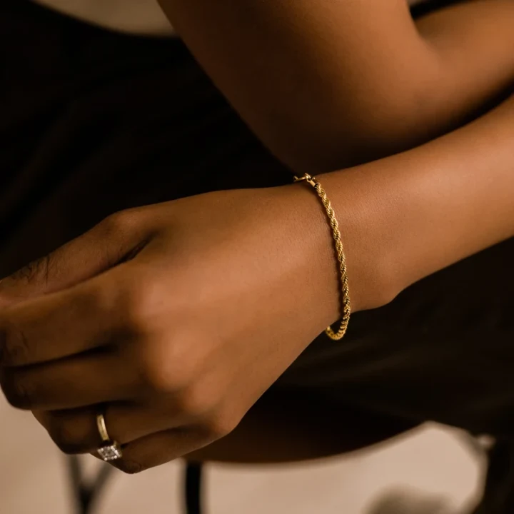 Blomdahl Armband Golden Twist 2,5 mm Blomdahl