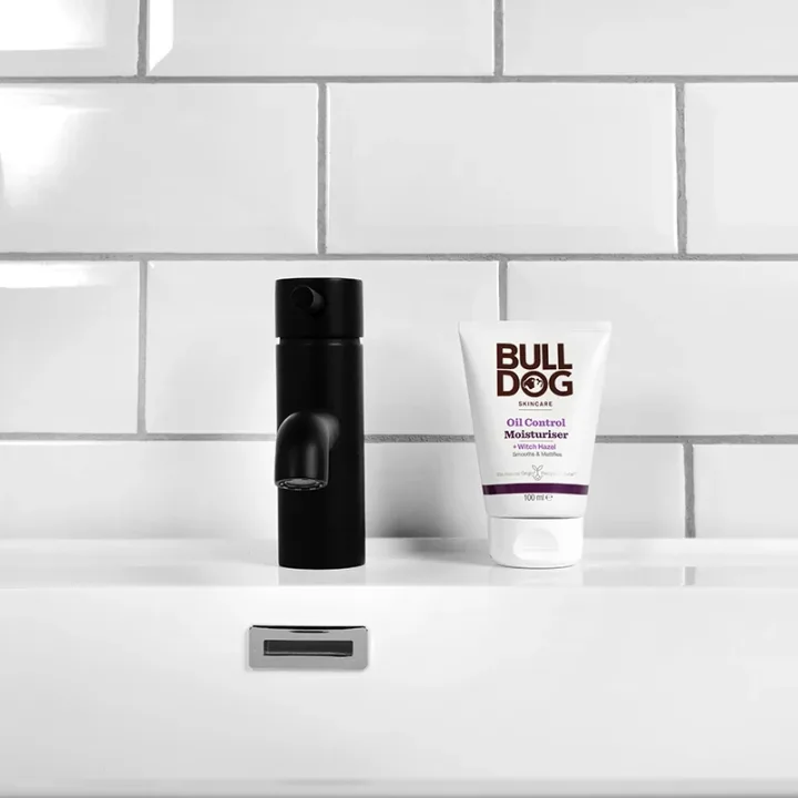 Bulldog Oil Control Moisturiser 100 ml Bulldog