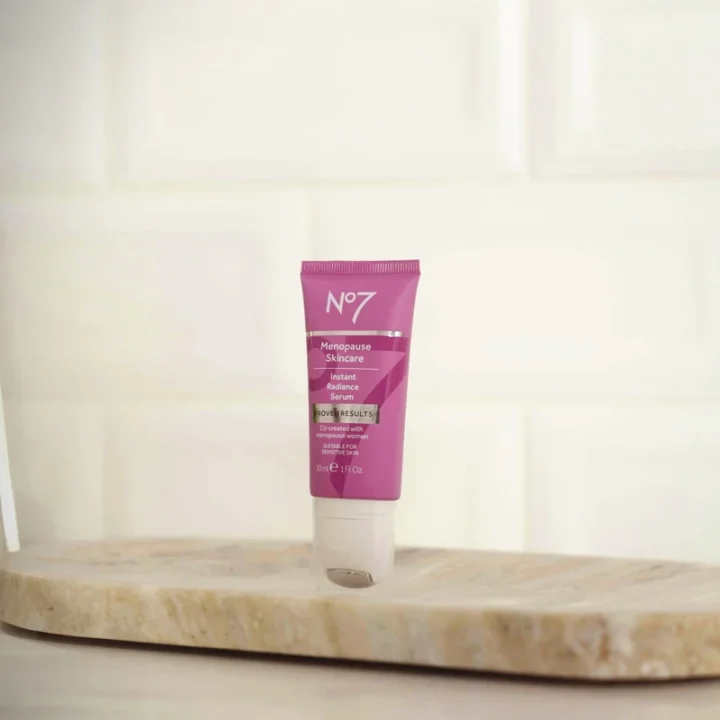 No7 Menopause Skincare Instant Radiance Serum 30 ml No7