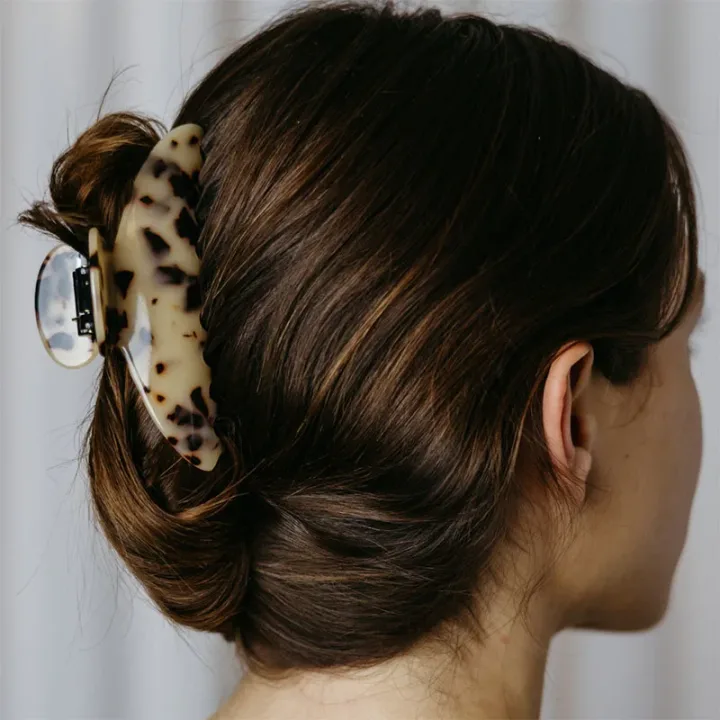 ByBarb Större hårklämma Diana sköldpaddsfärgad ByBarb
