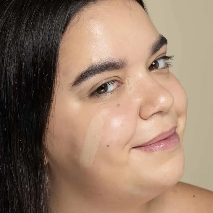 Uoga Uoga Creamy Stick Concealer Special Agent 4 g 002 Uoga Uoga