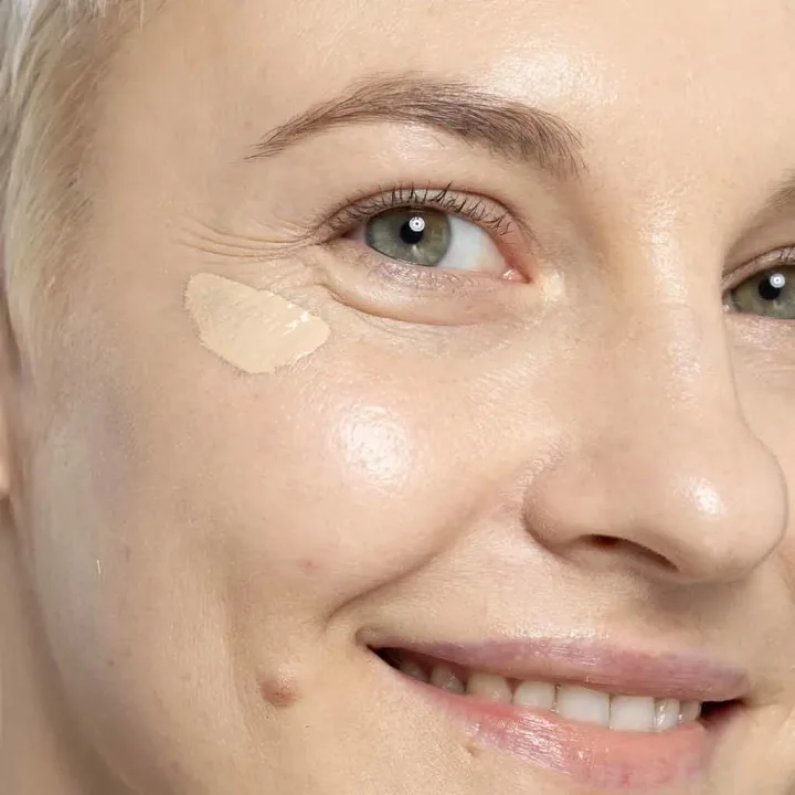 Uoga Uoga Liquid Mineral Concealer Invisible Hero 5 ml No1 Uoga Uoga