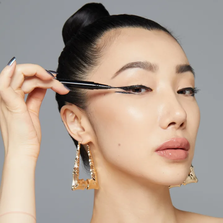 NYX Professional Makeup Epic Ink Waterproof Liquid Eyeliner 1 ml 01 Black NYX Professional Makeup
