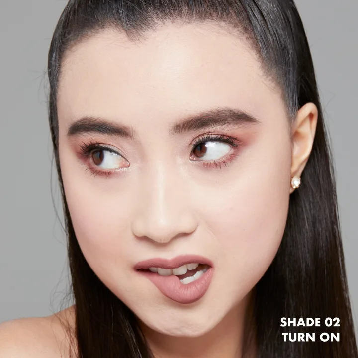 NYX Professional Makeup Lip Lingerie XXL Matte Liquid Lipstick 4 ml 02 Turn On NYX Professional Makeup