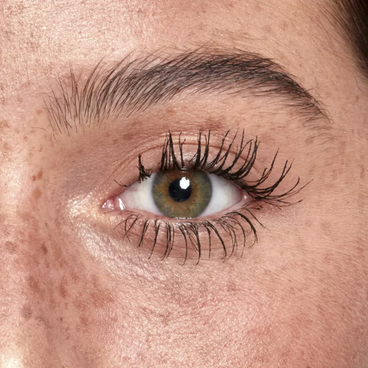 NYX Professional Makeup On The Rise Volume Liftscara Black 10 ml NYX Professional Makeup