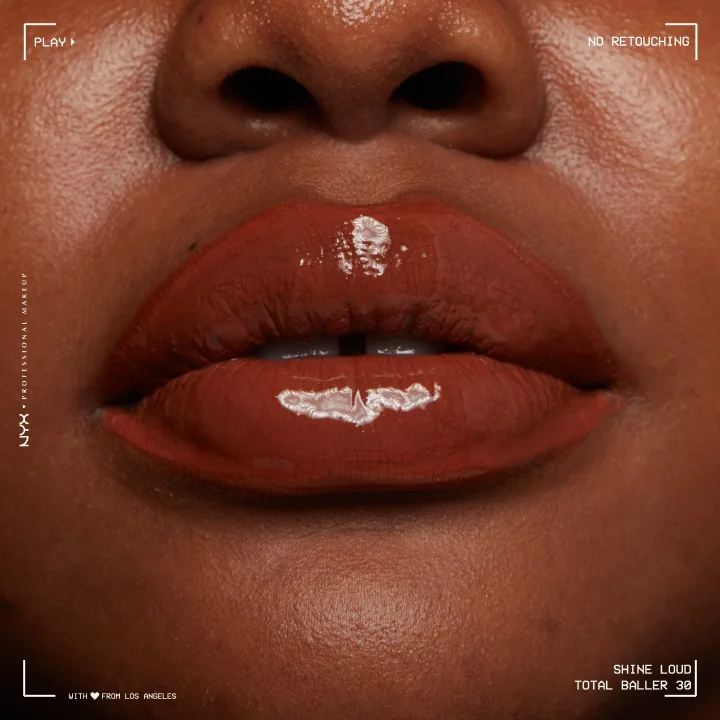 NYX Professional Makeup Shine Loud High Pigment Lip Shine 3,4 ml 30 Total Baller NYX Professional Makeup