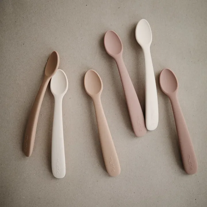 Mushie Silicone Feeding Spoons 2-pack Blush/Shifting Sand Mushie