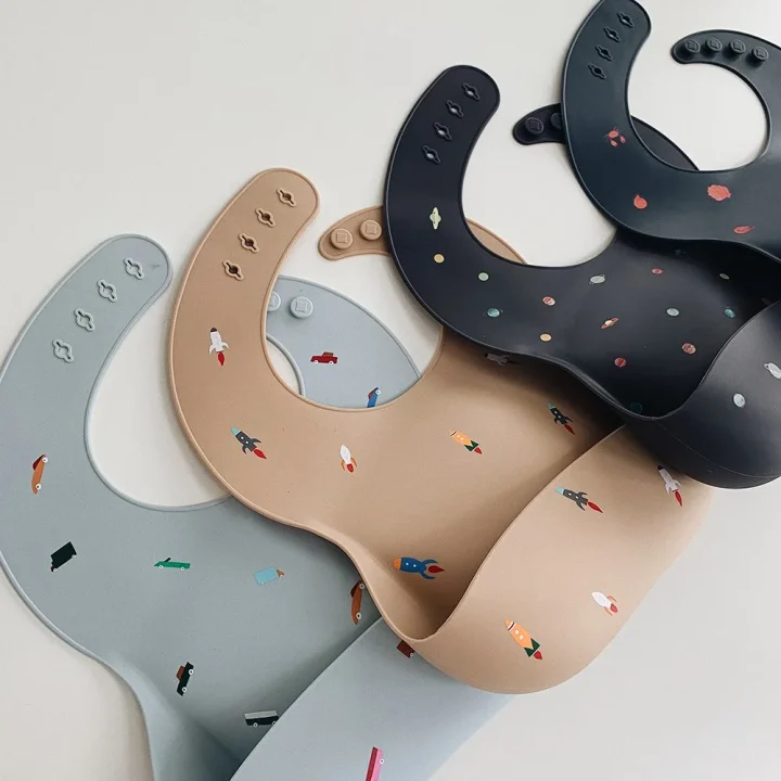 Mushie Silicone Bib Rocket Mushie
