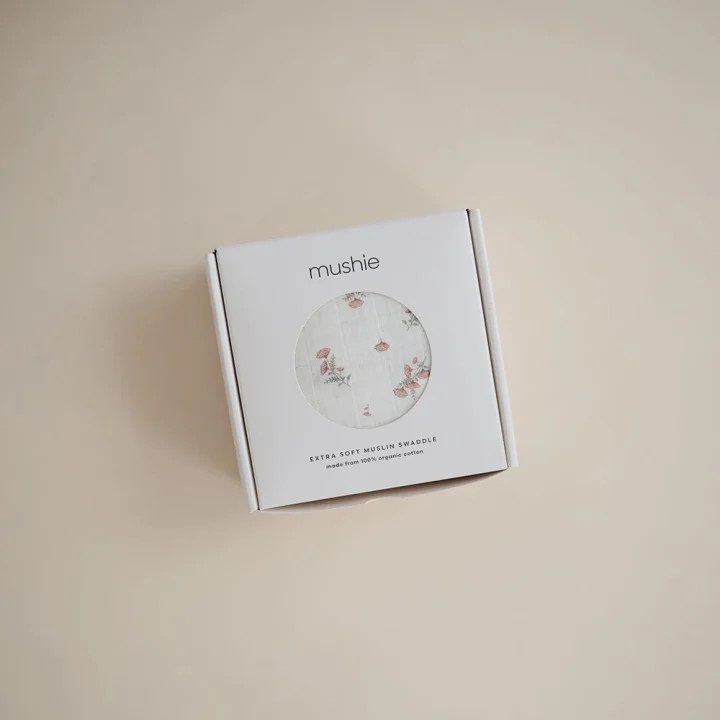 Mushie Muslin Swaddle Pink Flowers Mushie