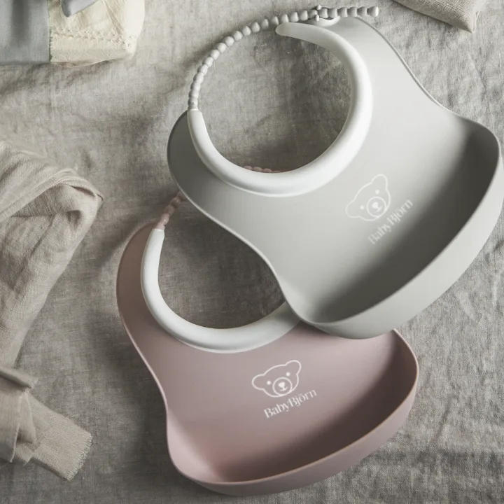 BabyBjörn Liten Haklapp Grå/Blekrosa 2 st Babybjörn