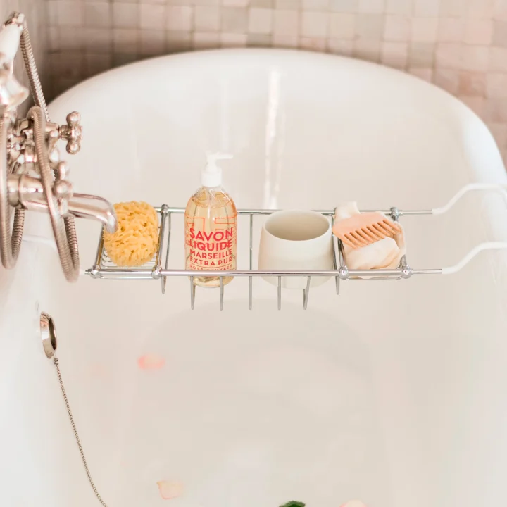 Compagnie de Provence Liquid Marseille Soap Wild Rose 495 ml Compagnie de Provence