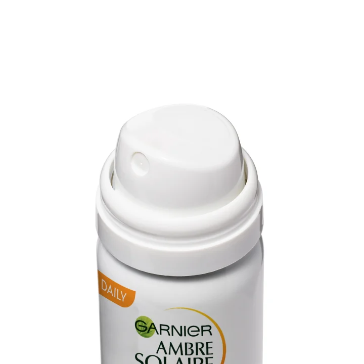 Garnier Ambre Solaire Super UV Over Makeup Mist With Hyaluronic Acid SPF 50, 75 ml Garnier