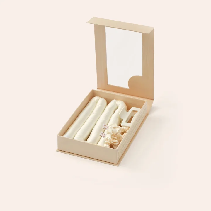 Lenoites Heatless Curls in Mulberry Silk Golden Sand Small Golden Sand Lenoites