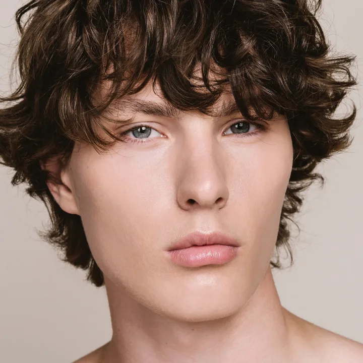 Mádara Skin Equal Foundation 30 ml 20 Ivory Mádara